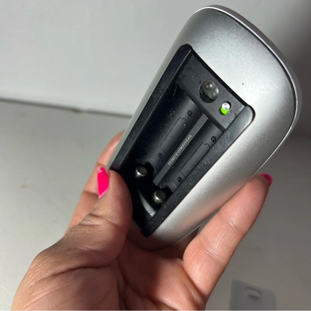 Apple Magic Mouse 1st gen
